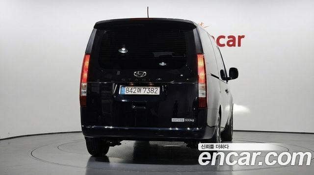 Hyundai Staria 2024 — photo 4