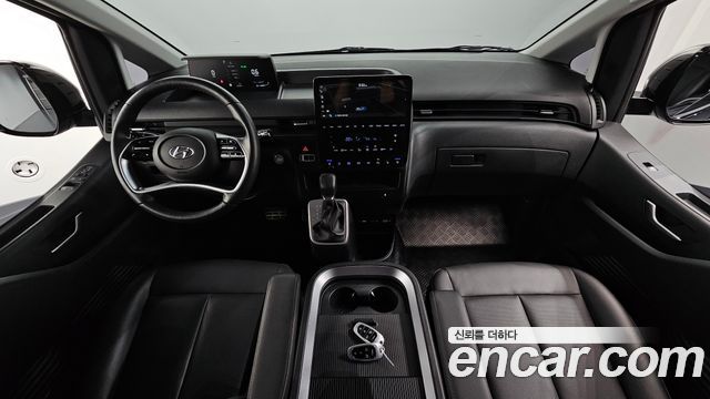 Hyundai Staria 2024 — photo 10