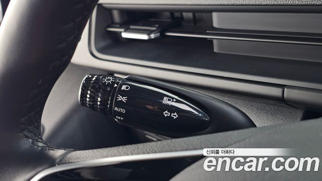 Hyundai Staria 2024 — photo 25