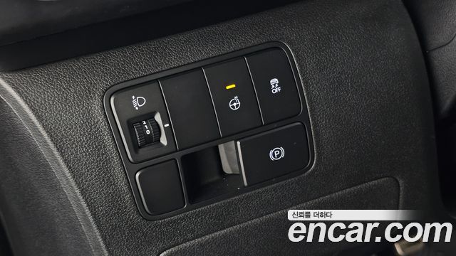 Hyundai Staria 2024 — photo 28