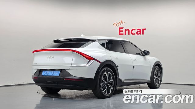 Kia EV6 2022 — photo 2