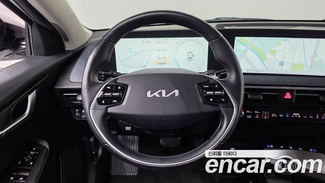 Kia EV6 2022 — photo 18