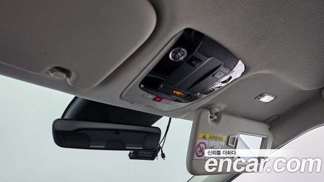Kia EV6 2022 — photo 24