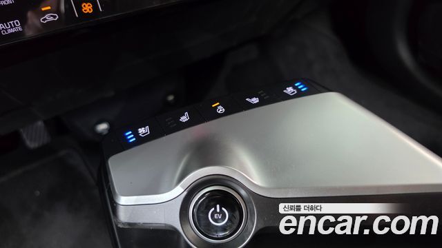 Kia EV6 2022 — photo 31