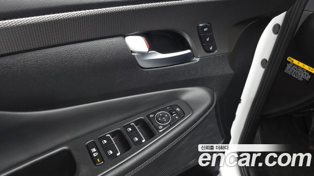 Hyundai Santafe 2020 — photo 29