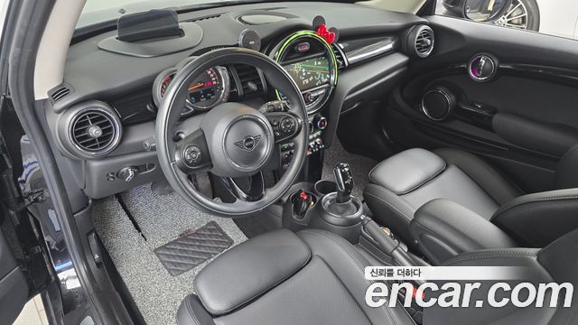 Mini Cooper 2020 — photo 10