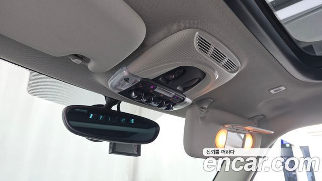 Mini Cooper 2020 — photo 28