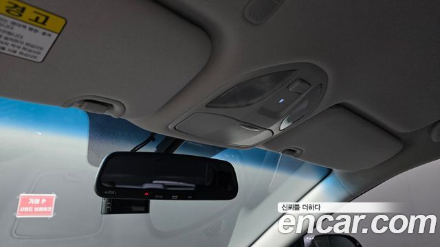 Hyundai Santafe 2015 — photo 16
