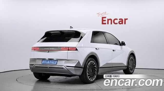 Hyundai Ioniq5 2022 — photo 2