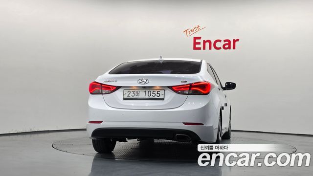 Hyundai AVANTE 2014 — photo 4