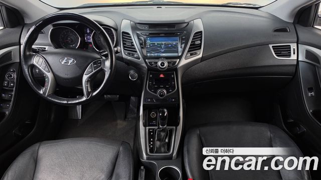 Hyundai AVANTE 2014 — photo 10