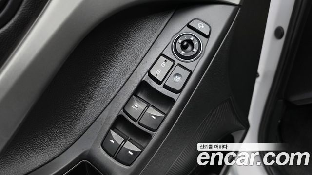 Hyundai AVANTE 2014 — photo 23