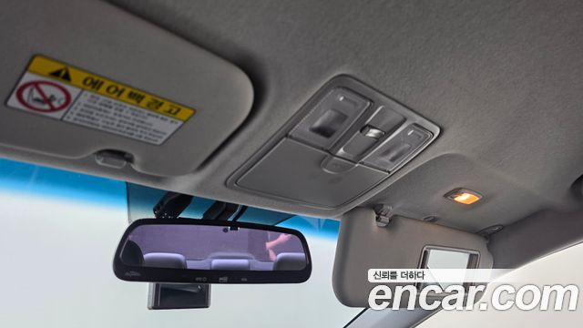 Hyundai AVANTE 2014 — photo 24