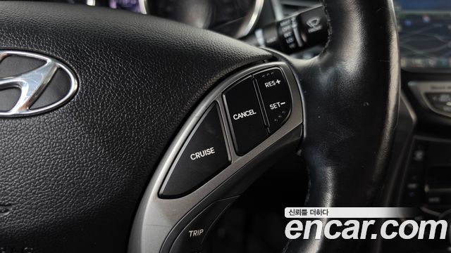 Hyundai AVANTE 2014 — photo 30