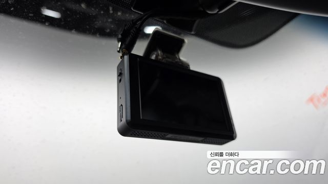 Hyundai AVANTE 2014 — photo 31