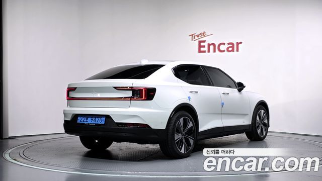 Polestar Polestar 2 2023 — photo 2