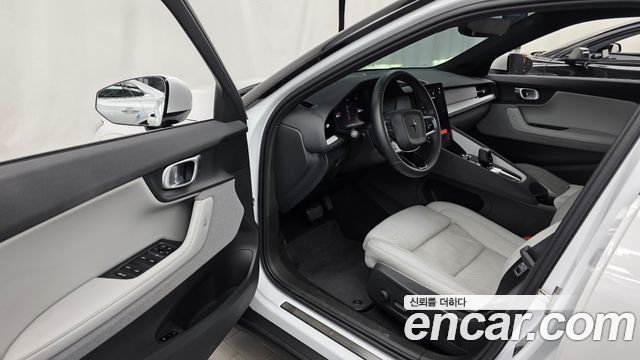 Polestar Polestar 2 2023 — photo 13