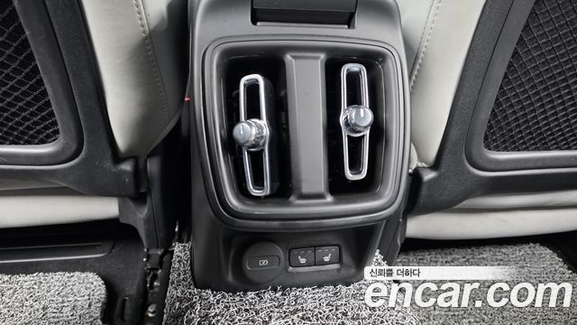 Polestar Polestar 2 2023 — photo 25