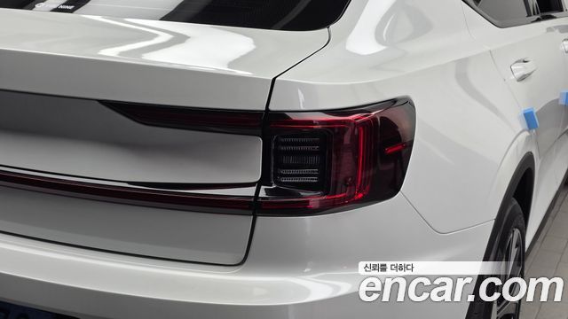 Polestar Polestar 2 2023 — photo 9