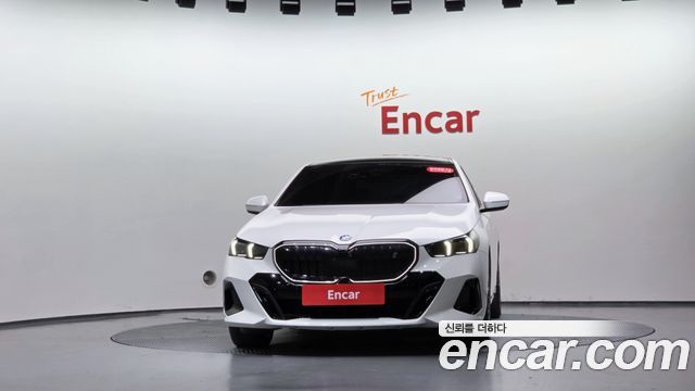 BMW i5 2024 — photo 3