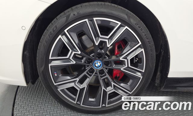 BMW i5 2024 — photo 5