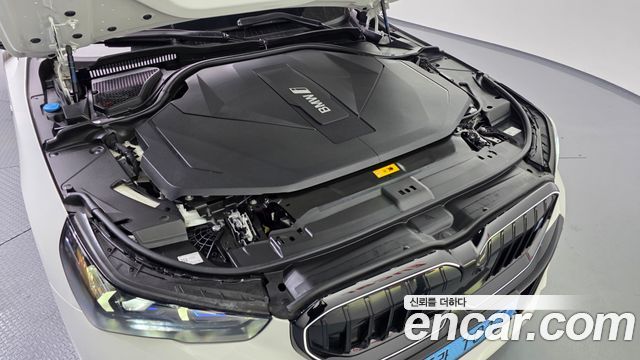 BMW i5 2024 — photo 6