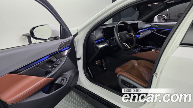 BMW i5 2024 — photo 13