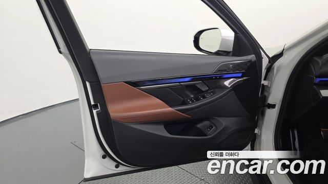 BMW i5 2024 — photo 14