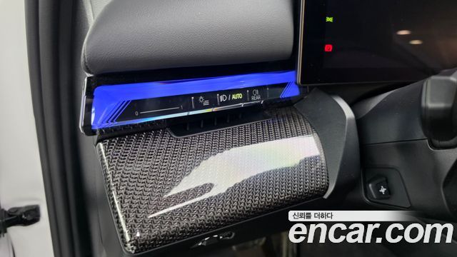 BMW i5 2024 — photo 28