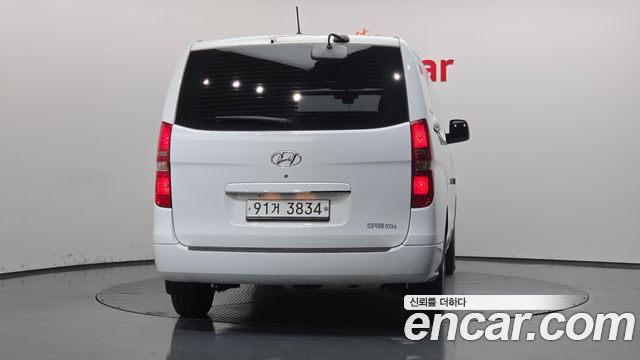 Hyundai Starex 2019 — photo 4
