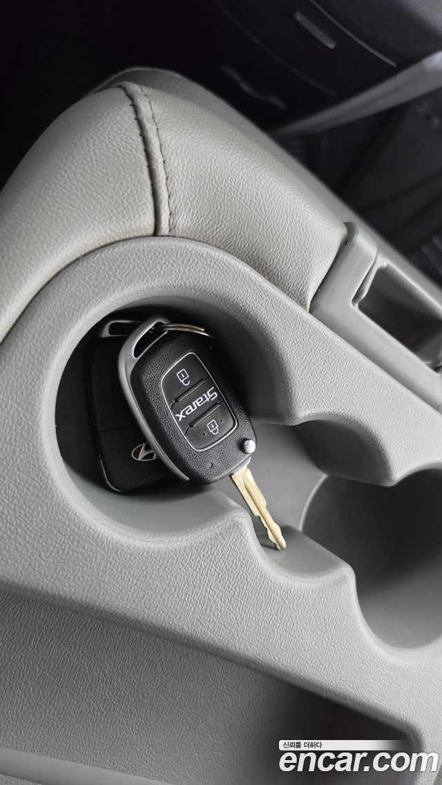 Hyundai Starex 2019 — photo 21