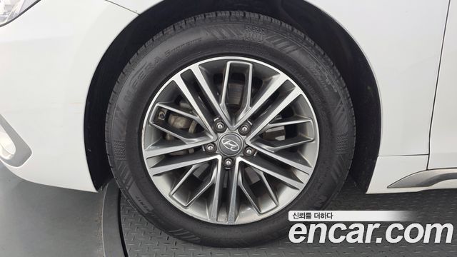 Hyundai Grandeur 2018 — photo 5