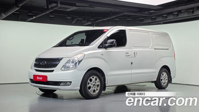 Hyundai Starex 2010 — photo 1