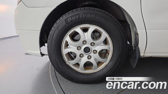 Hyundai Starex 2010 — photo 5