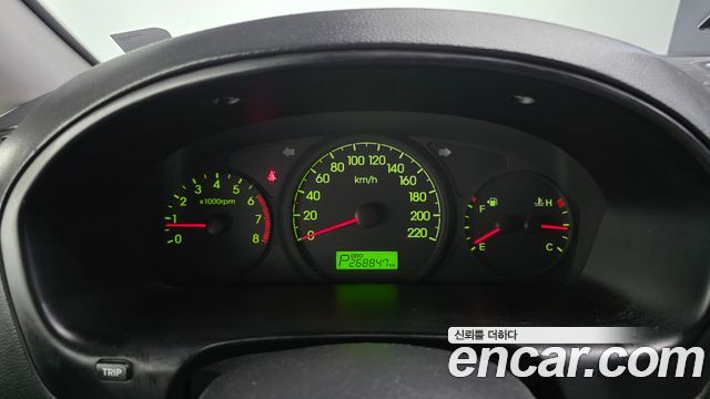 Hyundai Starex 2010 — photo 8