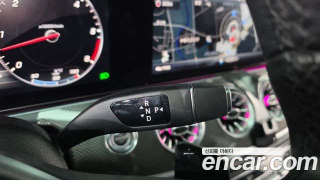 Mercedes-Benz CLS-Class 2019 — photo 9