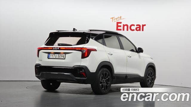 Kia Seltos 2023 — photo 2