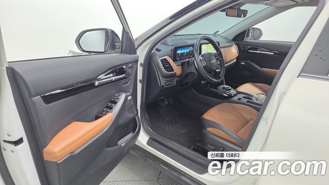 Kia Seltos 2023 — photo 10