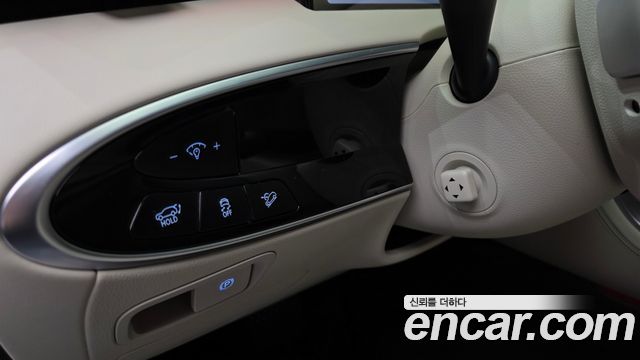 Genesis GV70 2025 — photo 25