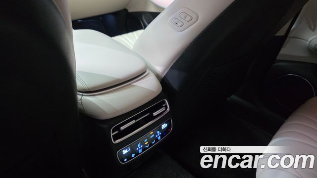 Genesis GV70 2025 — photo 28