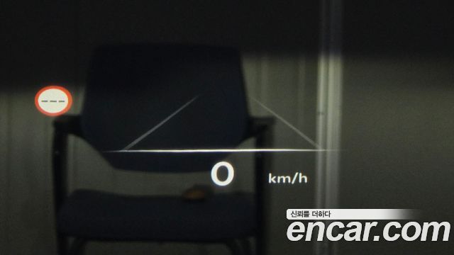Genesis GV70 2025 — photo 30