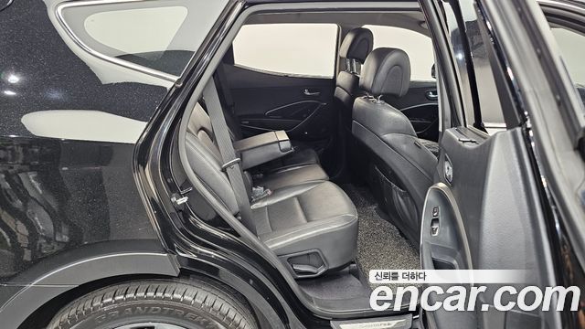 Hyundai Santafe 2016 — photo 17