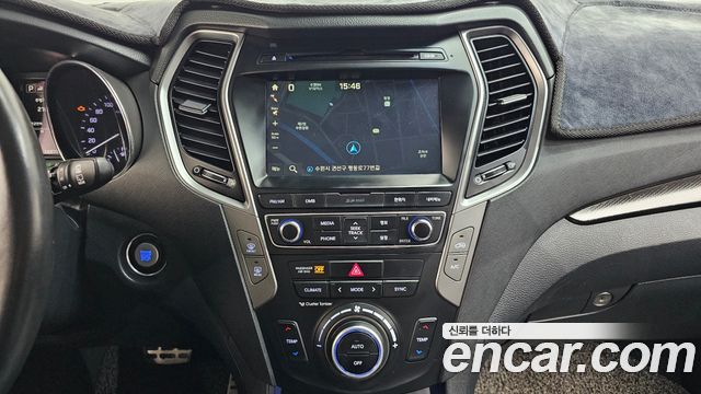 Hyundai Santafe 2016 — photo 20