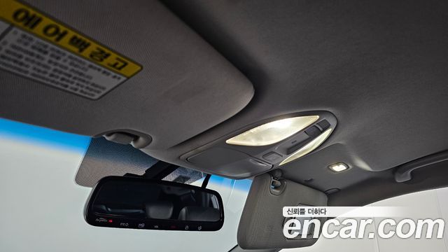 Hyundai Santafe 2016 — photo 23