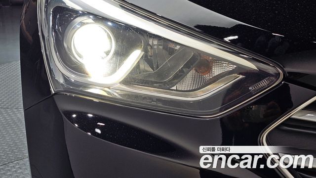 Hyundai Santafe 2016 — photo 8