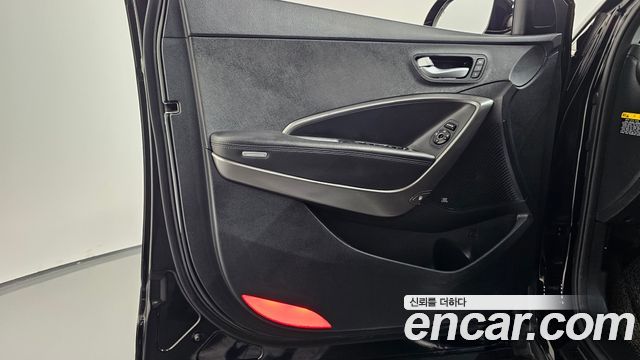Hyundai Santafe 2016 — photo 14