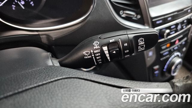 Hyundai Santafe 2016 — photo 29