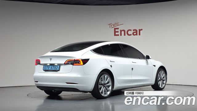 Tesla Model 3 2020 — photo 2