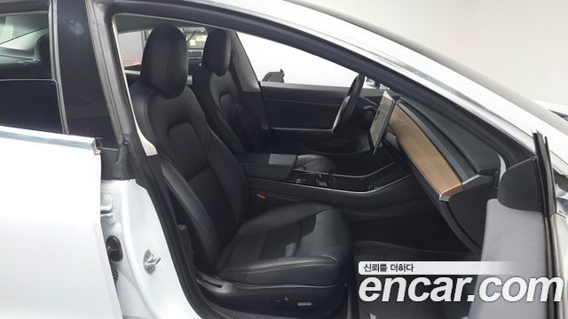 Tesla Model 3 2020 — photo 16