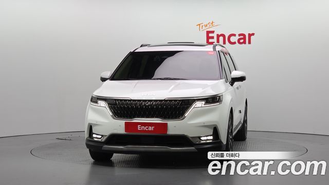 Kia Canival 2023 — photo 3